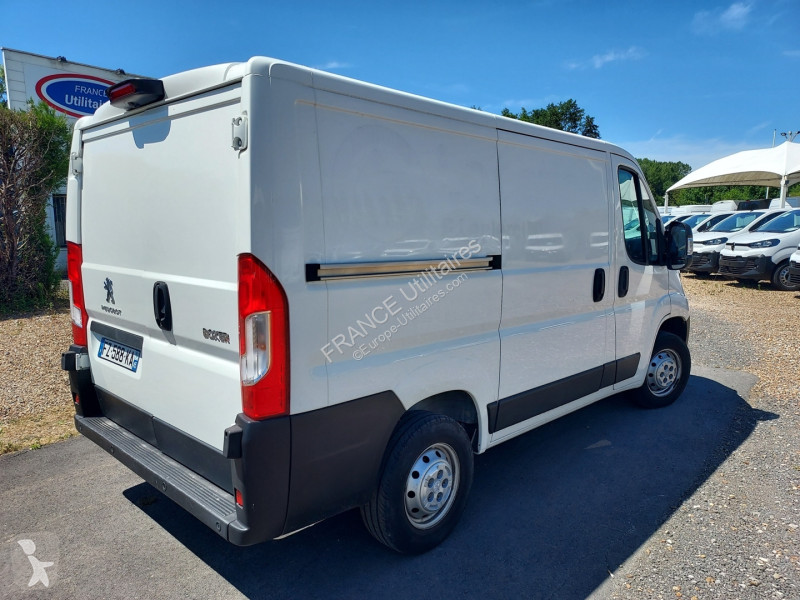 Véhicule utilitaire Peugeot BOXER FG 333 L1H1...