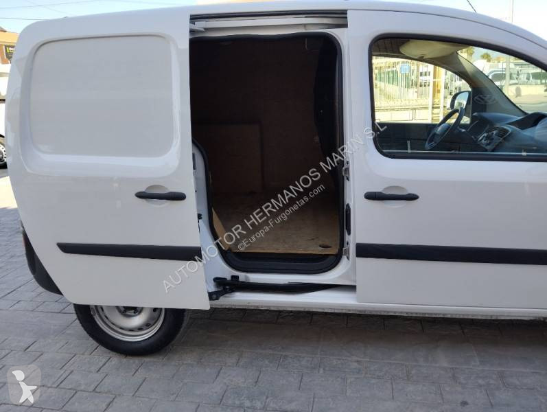 عربة نفعية Renault