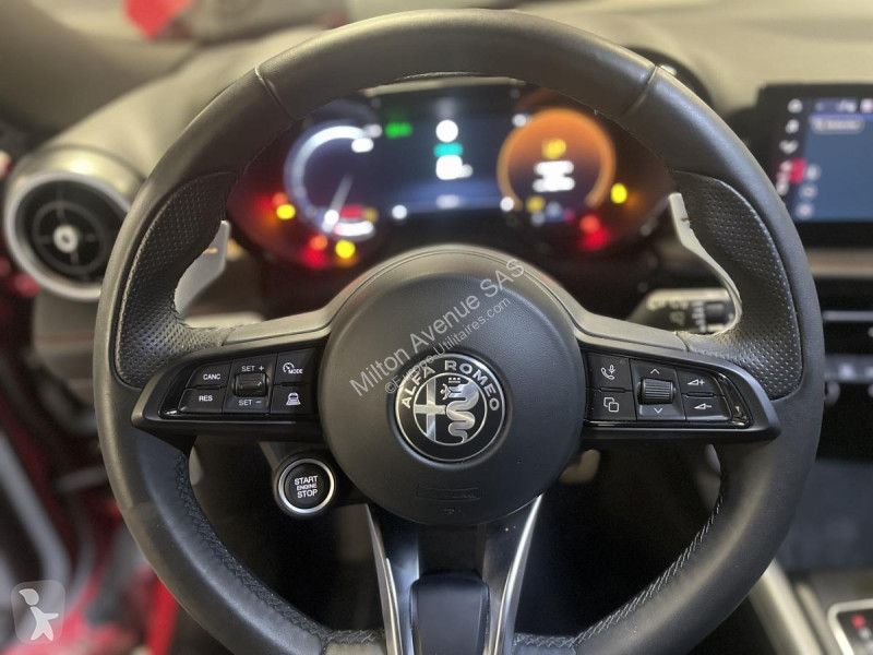 Veicolo commerciale Alfa-Roméo TONALE 1.5 mHEV...