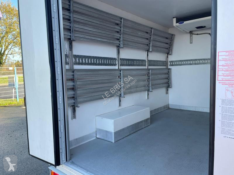 Véhicule utilitaire Renault MASTER 130