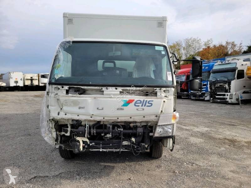 Samochód dostawczy Fuso