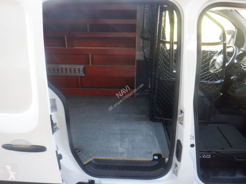 Véhicule utilitaire Renault KANGOO II EXPRESS...