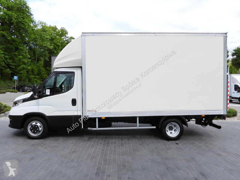 Furgoneta Iveco 35C16 DAILY