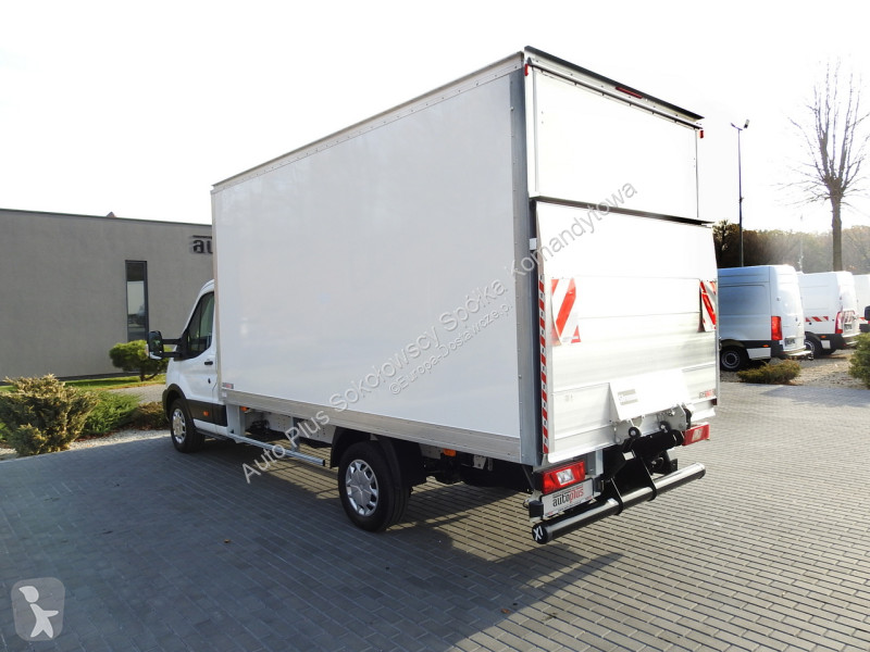 Samochód dostawczy Ford  TRANSIT