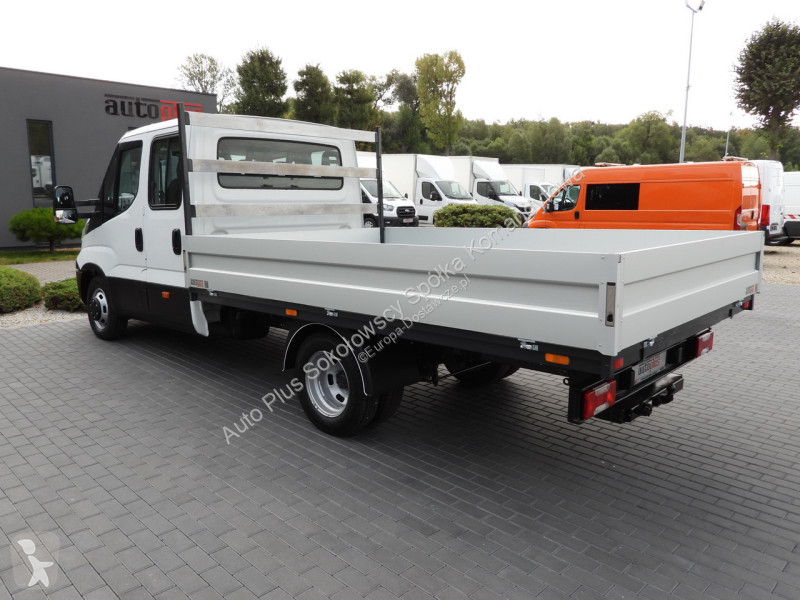 Véhicule utilitaire Iveco 35C17 DAILY
