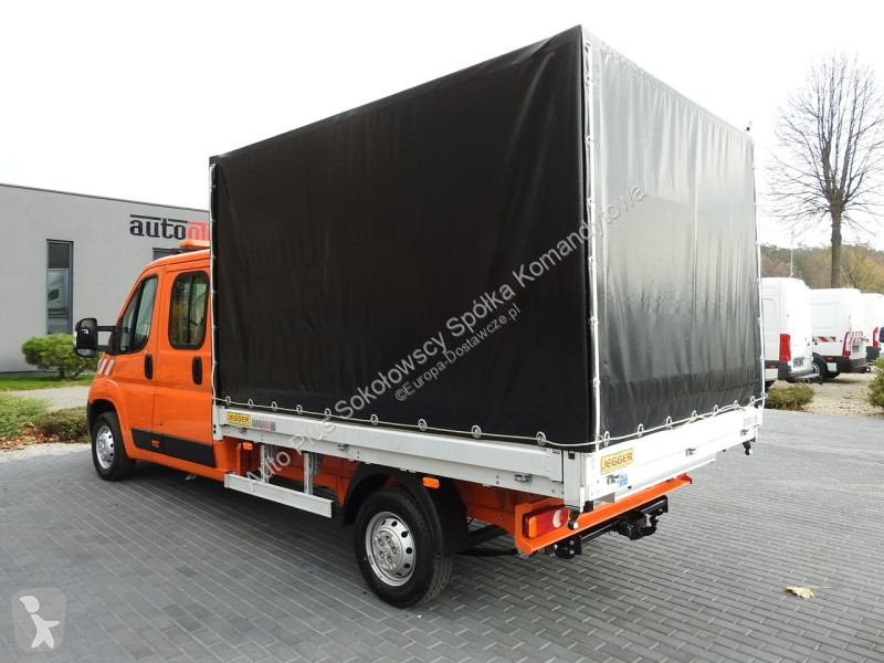 Samochód dostawczy Peugeot  BOXER