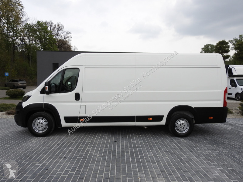 Samochód dostawczy Peugeot  BOXER