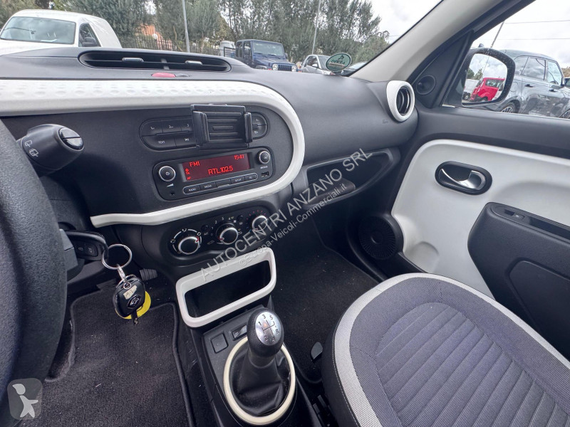 عربة نفعية Renault