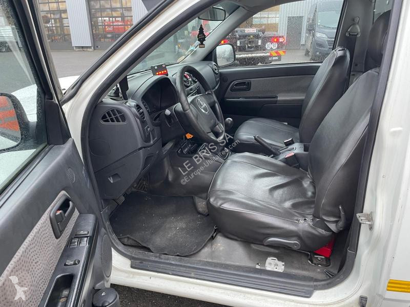 Véhicule utilitaire Isuzu PATROUILLEUR D-MAX...