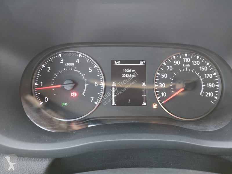 Véhicule utilitaire Renault FRIGO 12M3 165 CV...