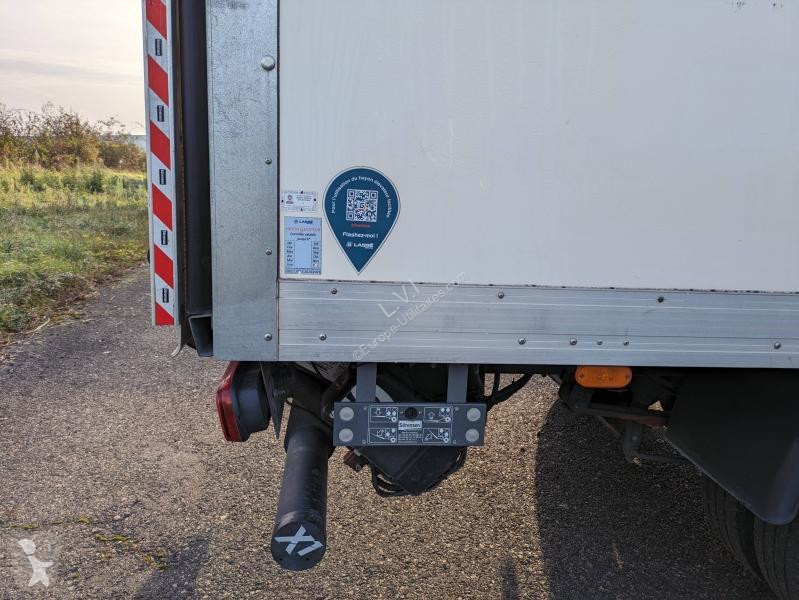 Véhicule utilitaire Iveco CCb 35C16H3.0...