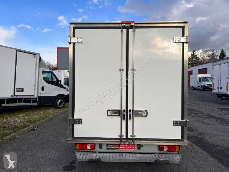 Samochód dostawczy Renault