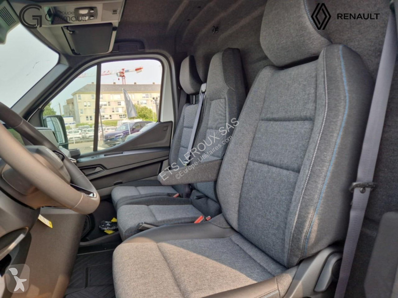 عربة نفعية Renault MASTER VAN