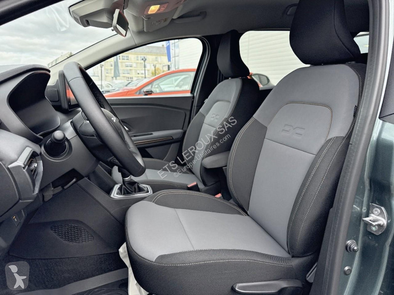 Samochód dostawczy Dacia JOGGER
