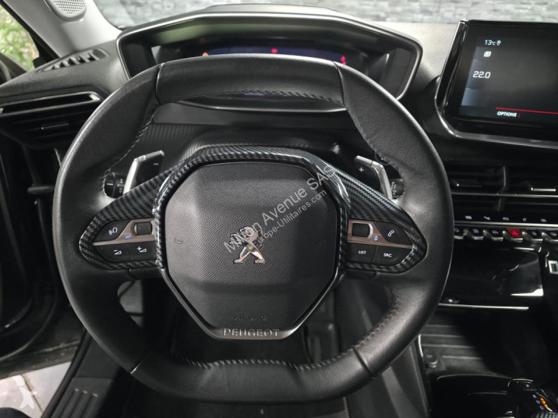 عربة نفعية Peugeot 2008 1.5 BlueHDi - 130 - BV...