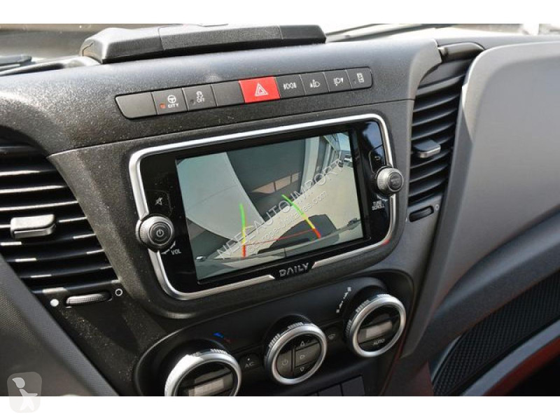 Véhicule utilitaire Iveco DAILY L4H2 BOITE AUTO...
