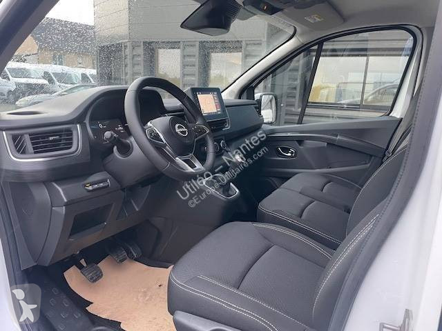 Furgoneta Nissan