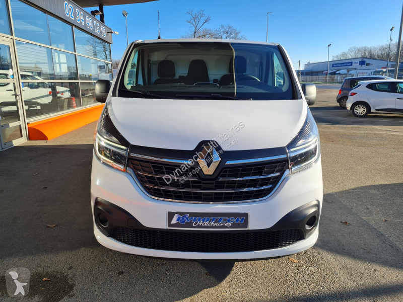 عربة نفعية Renault TRAFIC III FG L2H1 1300 2.0...