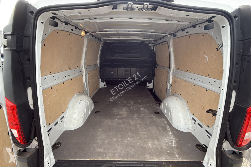 عربة نفعية Mercedes VITO FOURGON 114 CDI LONG...