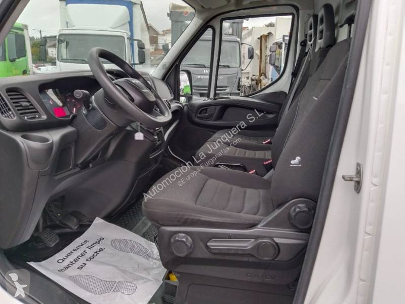 عربة نفعية Iveco