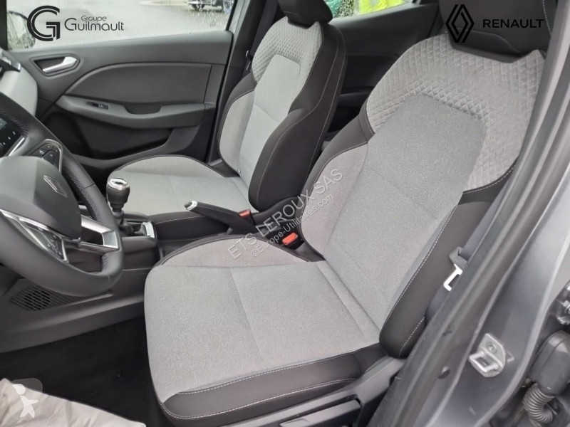 Véhicule utilitaire Renault CLIO V