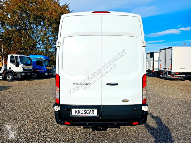 Samochód dostawczy Ford Maxi Brigade Van 6-seater