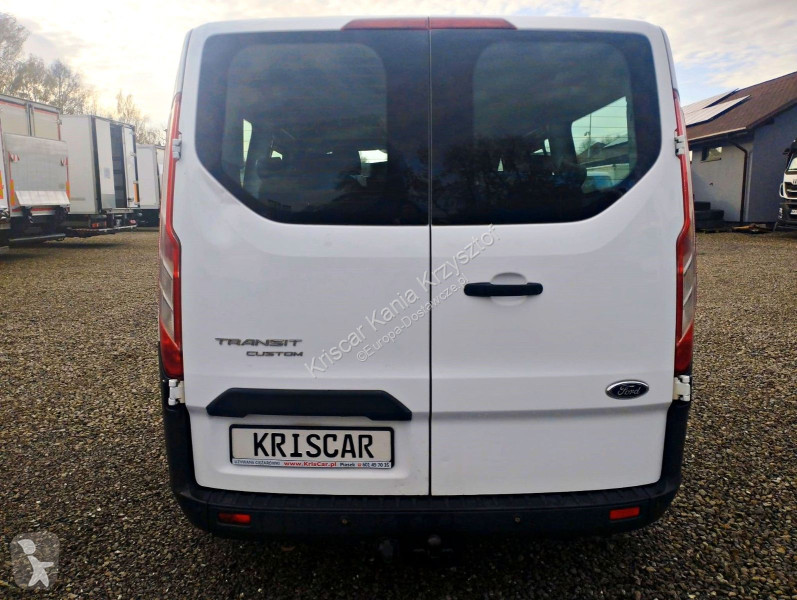 Samochód dostawczy Ford L2 9 Seater Low Mileage