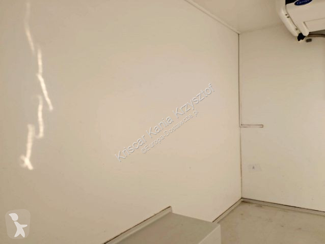 Samochód dostawczy Renault Refrigerator 130K 2...