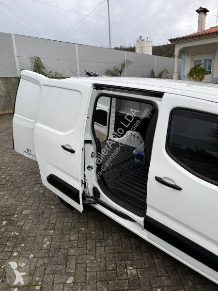 Furgoneta Peugeot 1,6L HDI 75 CV