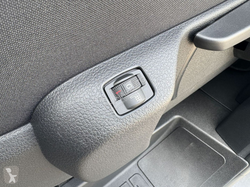 عربة نفعية Opel XL Diesel 180 Automatique Business