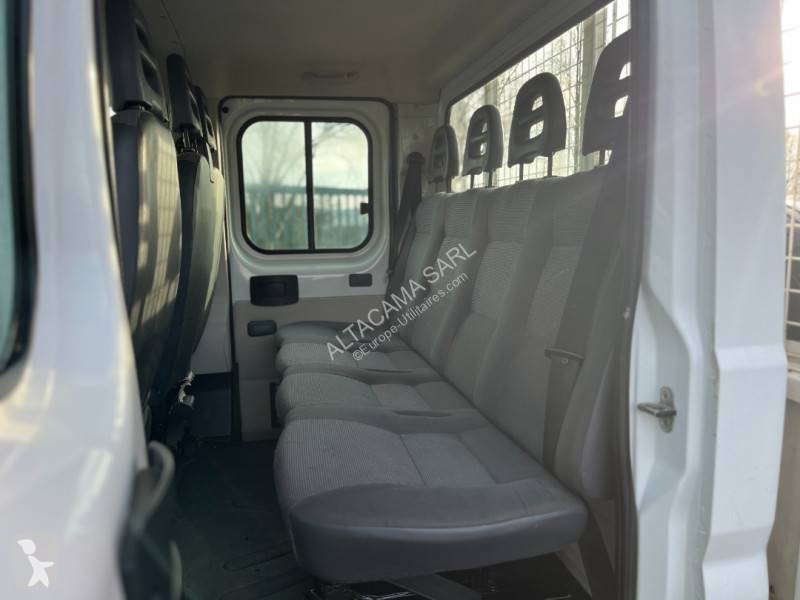 Véhicule utilitaire Peugeot