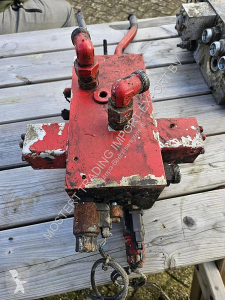 Furgoneta  Control valve 02 Electrically...