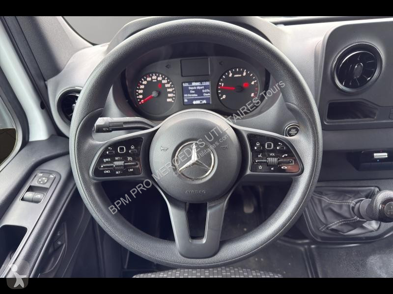 عربة نفعية Mercedes