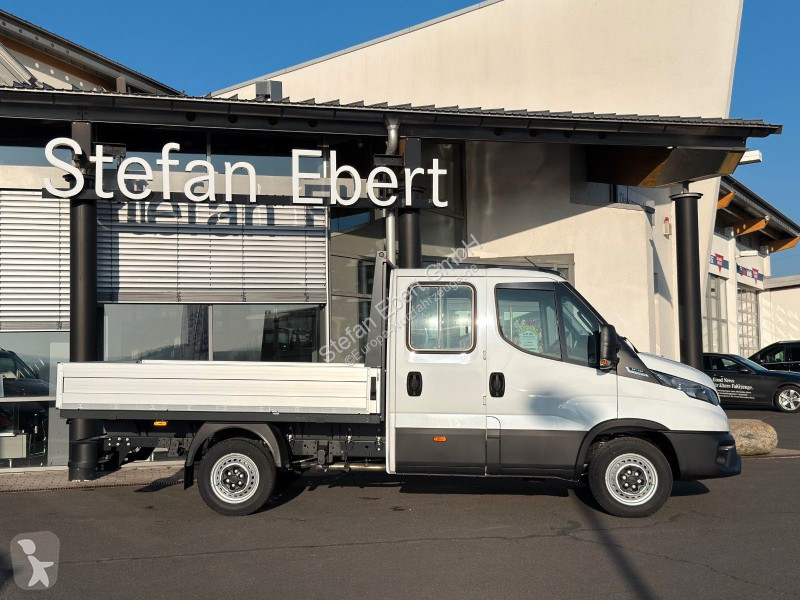 عربة نفعية Iveco 35S16 A8...