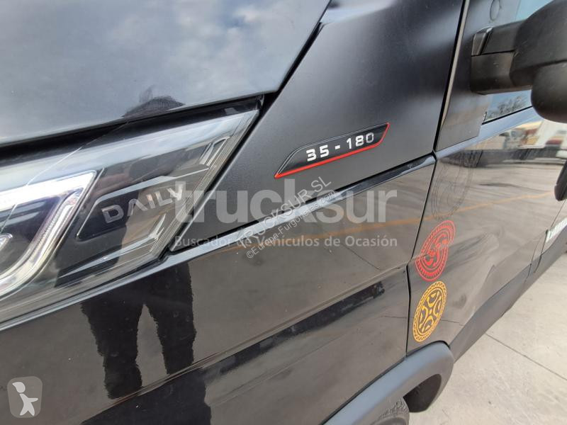 Furgoneta Iveco  DAILY 35S18 16M3