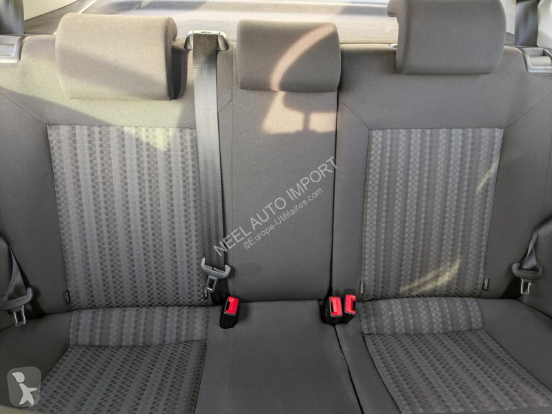 عربة نفعية Volkswagen POLO V TRENDLINE 1.0I...