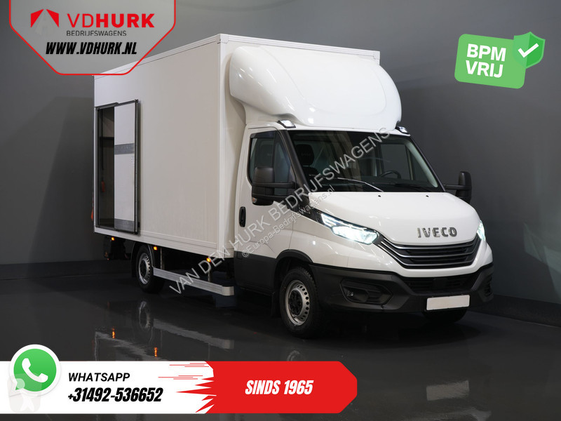 Veicolo commerciale Mercedes (Iveco Daily)...