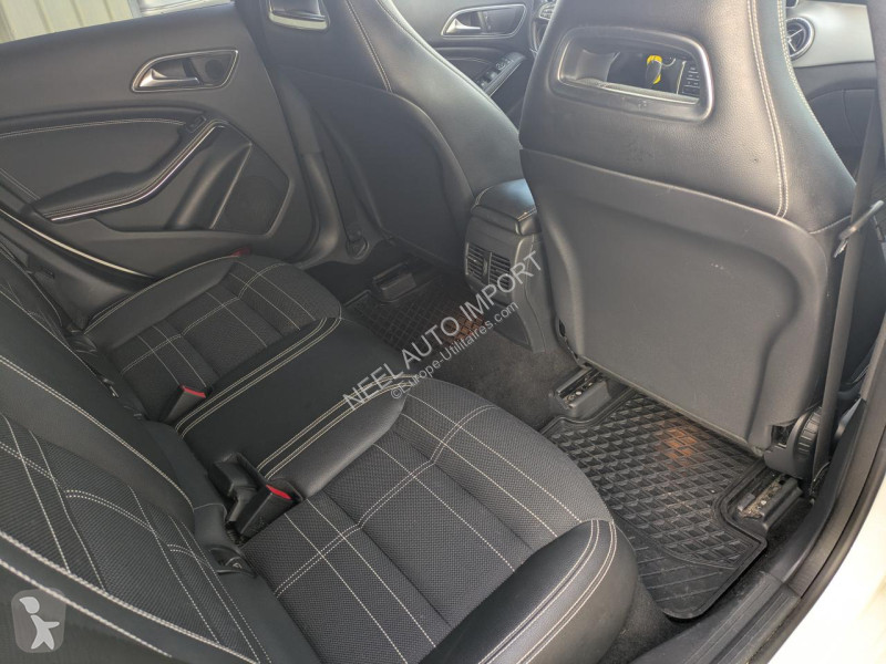 عربة نفعية Mercedes CLA SENSATION 200 D...