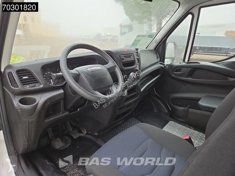 Furgoneta Iveco 35S12 L2H2 - Capacidad de...