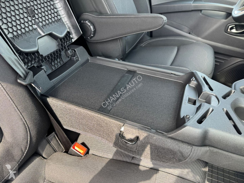 Véhicule utilitaire Renault L2H1 3T BLUE DCI...