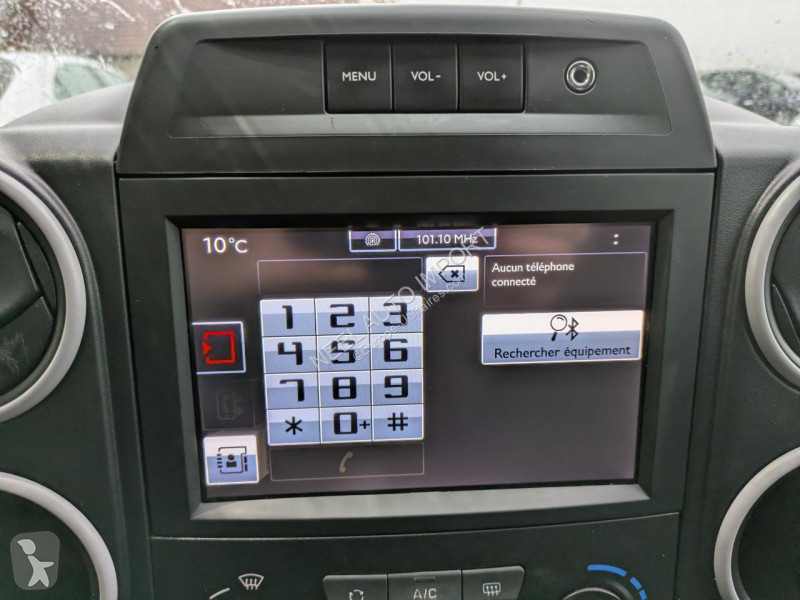 Véhicule utilitaire Citroën BERLINGO II 1.6...