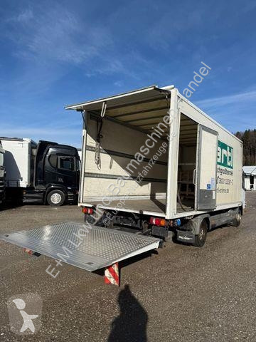 Furgoneta Mercedes 818D KOFFER
