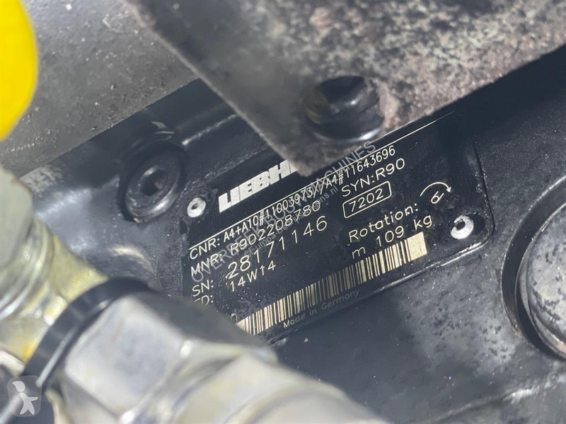 Véhicule utilitaire Liebherr...