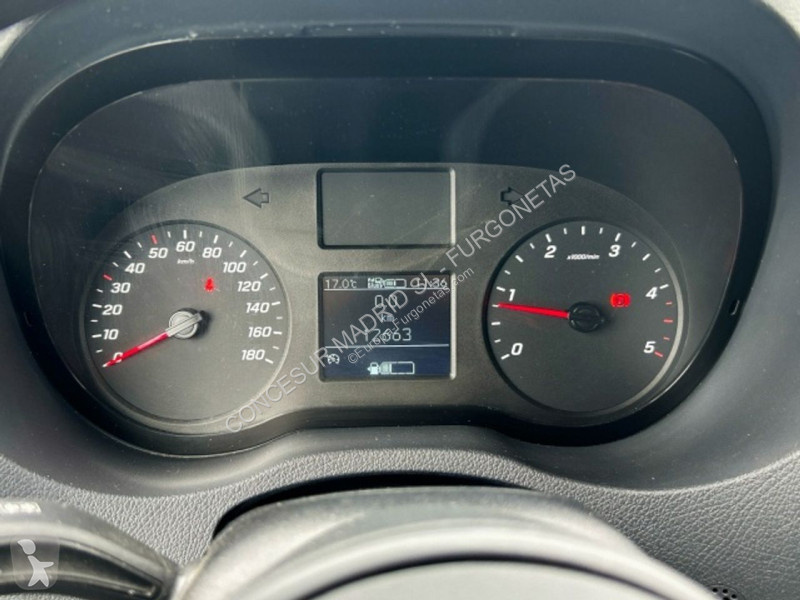 عربة نفعية Mercedes 311 CDI FURGON MEDIO