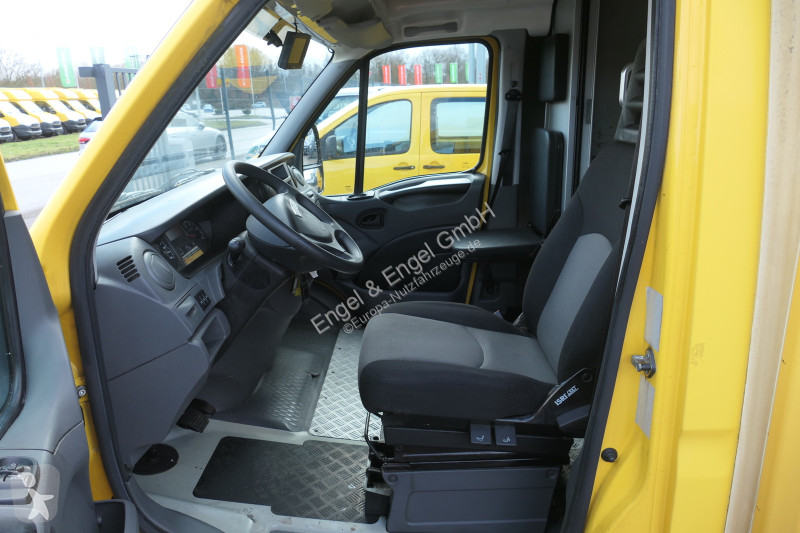 Коммерческий автомобиль Iveco Daily 35 S11 C30C...