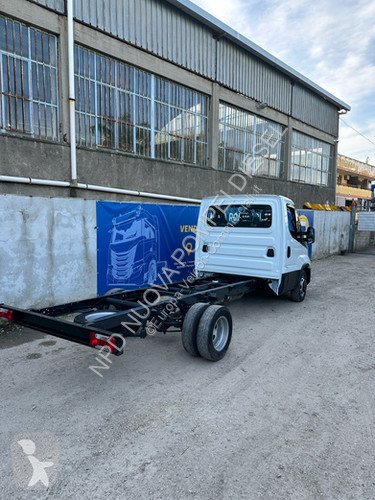 عربة نفعية Iveco Iveco 35c16