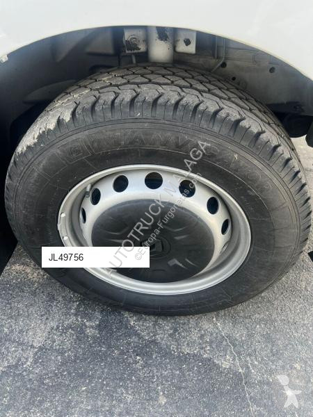 Furgoneta Renault 2.3 L2H2