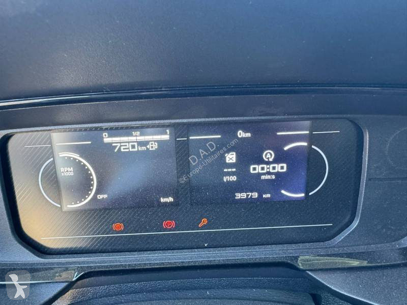 عربة نفعية Toyota