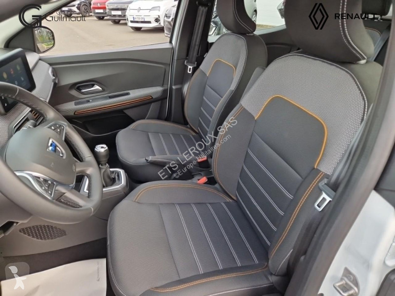 Dacia SANDERO Transporter