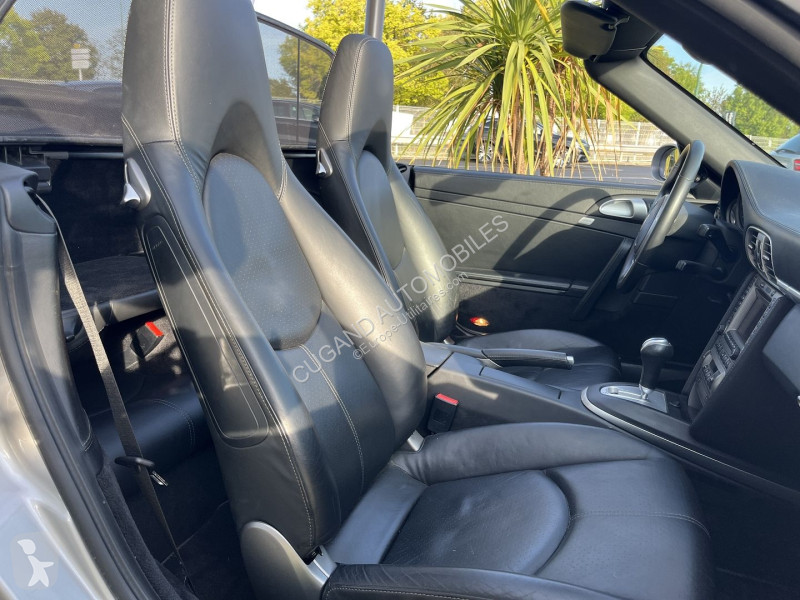 Véhicule utilitaire Porsche 911 CABRIOLET (997)...